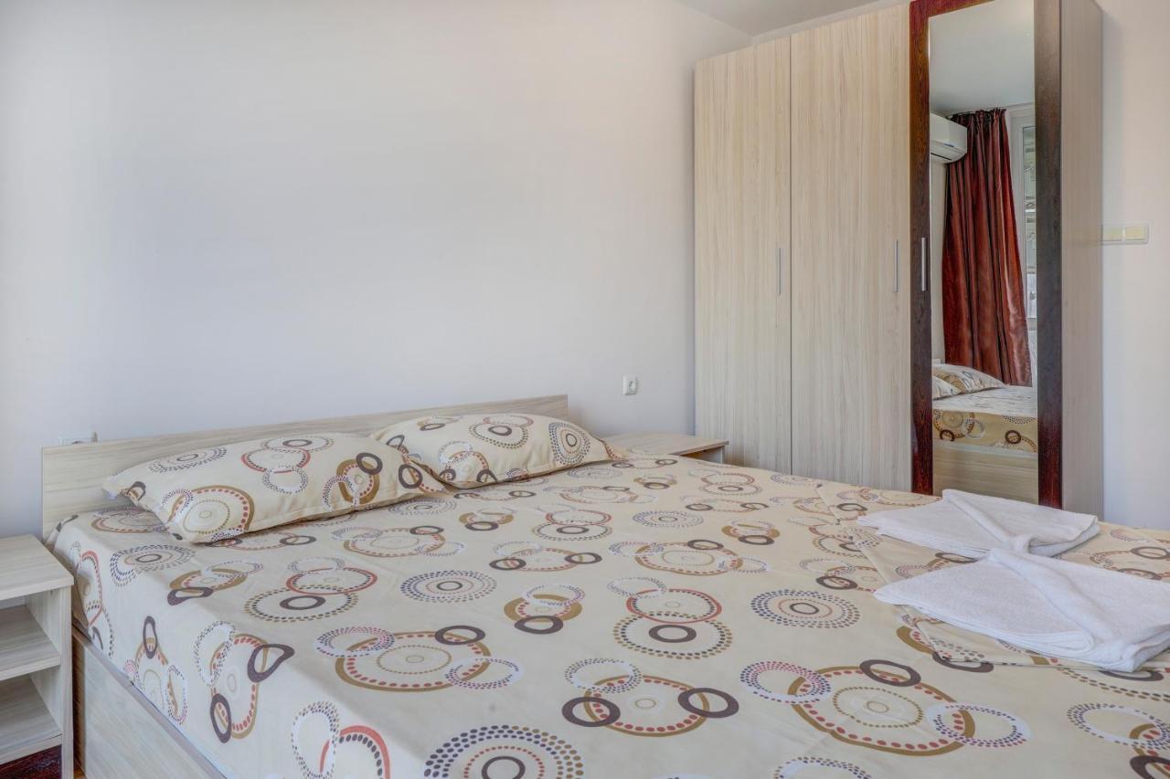 Saint George Hotel 1 Balchik Exterior photo